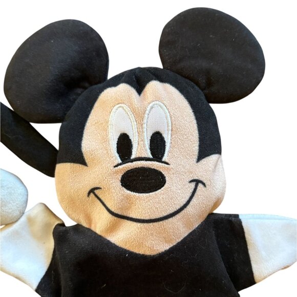 Disney Baby Melissa & Doug Soft Plush Puppets-Mickey Mouse & Goofy - Picture 3 of 5